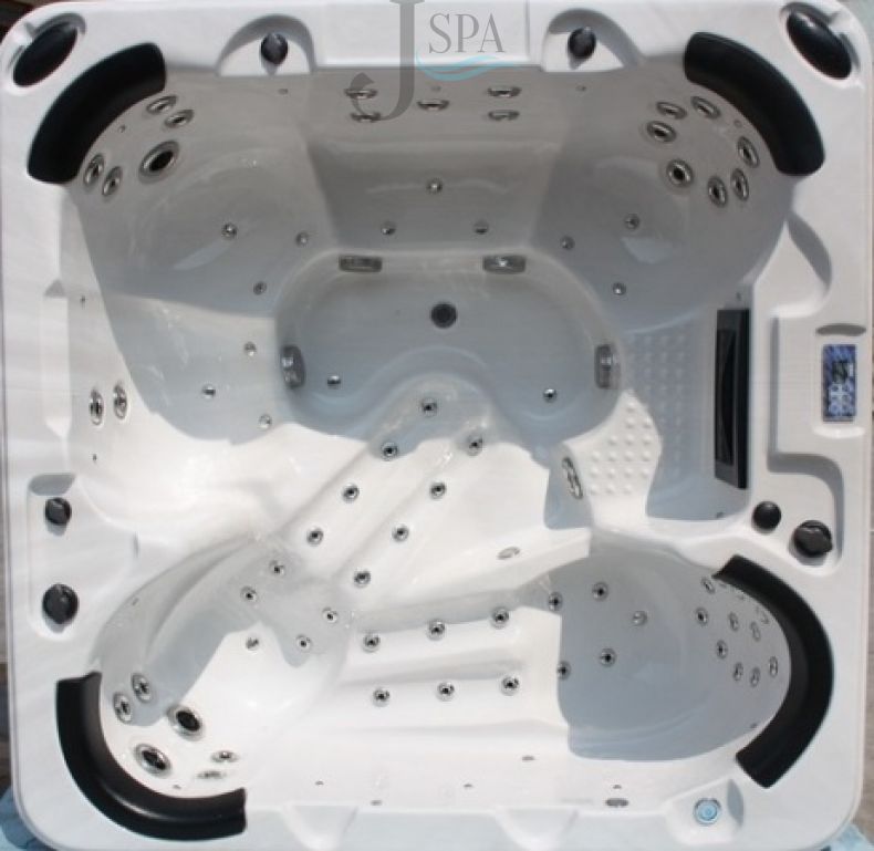 Бассейн спа Sunrans SR826 Бассейн спа Sunrans SR826