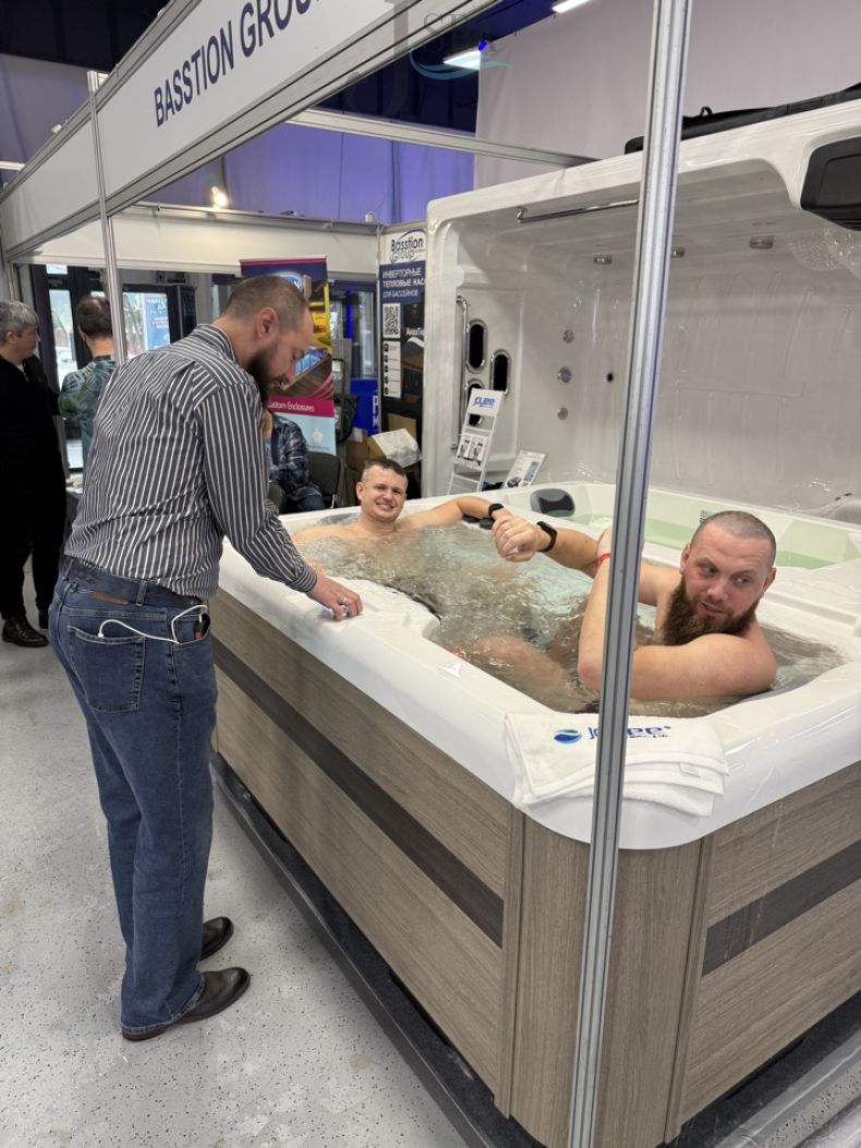 Ледяная ванна - купель IceTub c джакузи Ледяная ванна - купель IceTub c джакузи
