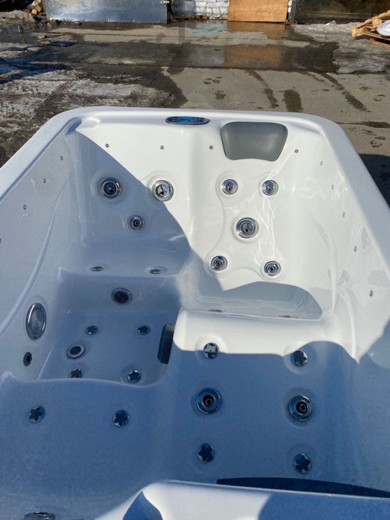 Бассейн спа JNJ Spas Eco Бассейн спа JNJ Spas Eco