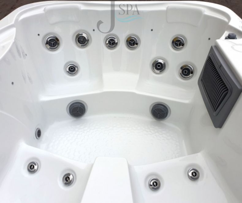 Бассейн спа JNJ Spas Octave Бассейн спа JNJ Spas Octave