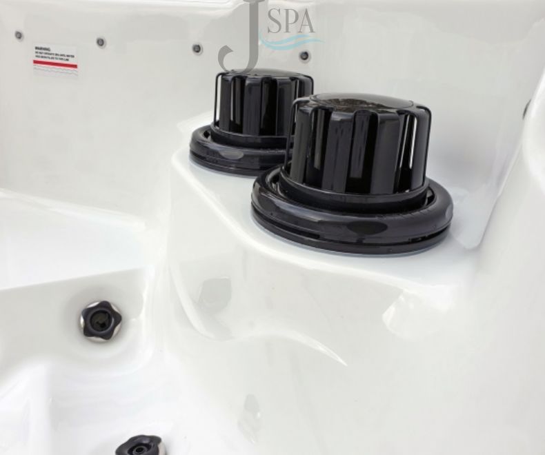 Бассейн спа JNJ Spas Omega Бассейн спа JNJ Spas Omega