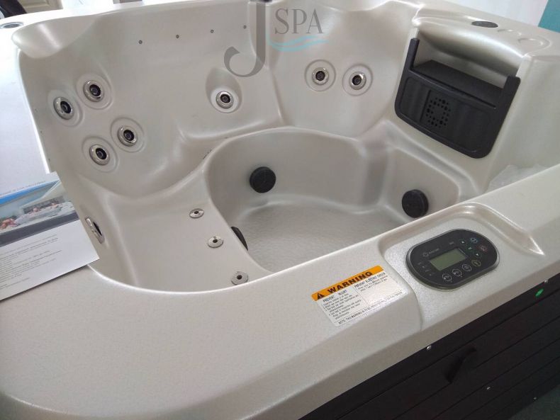 Бассейн спа Vortex Spas Eon Бассейн спа Vortex Spas Eon